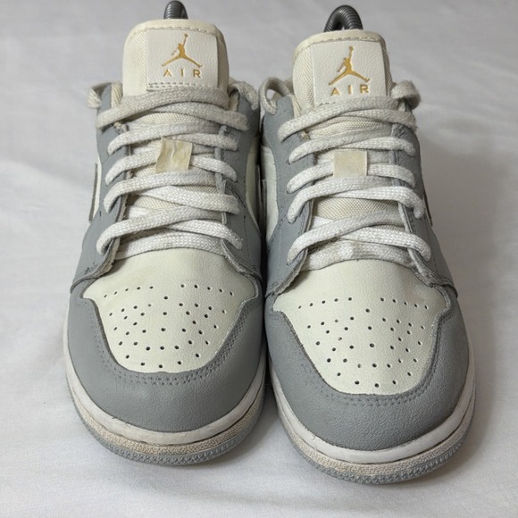 Nike Air Jordan 1 Low Paris Sneakers Shoes Women's Size 7 White Grey Athletic - Picture 14 of 16